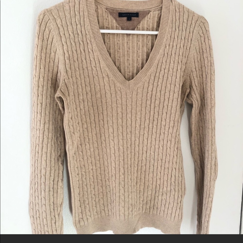 Tommy V-neck sweater